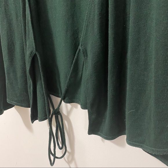 Wilfred Free Dark Green Criss Cross Knit Sweater - Picture 5 of 9